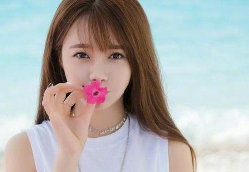 娱乐圈吃瓜明星杨幂图片,娱乐圈的瓜中女王，美图揭秘她的魅力人生